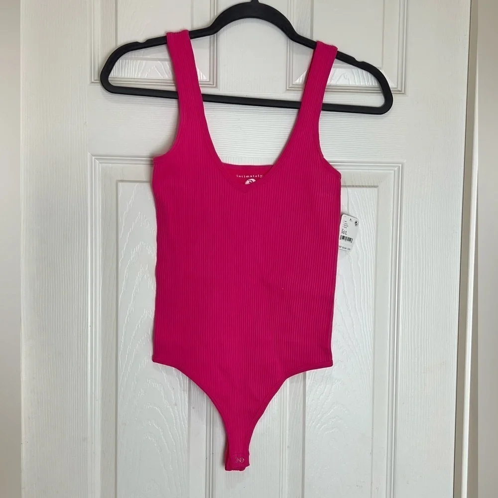 FREE PEOPLE XyZ ribbed pink recycled bodysuit size M/L